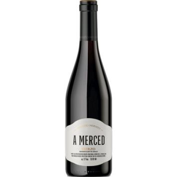 a merced vino tinto bodegas michelini i mufatto bierzo castilla leon españa